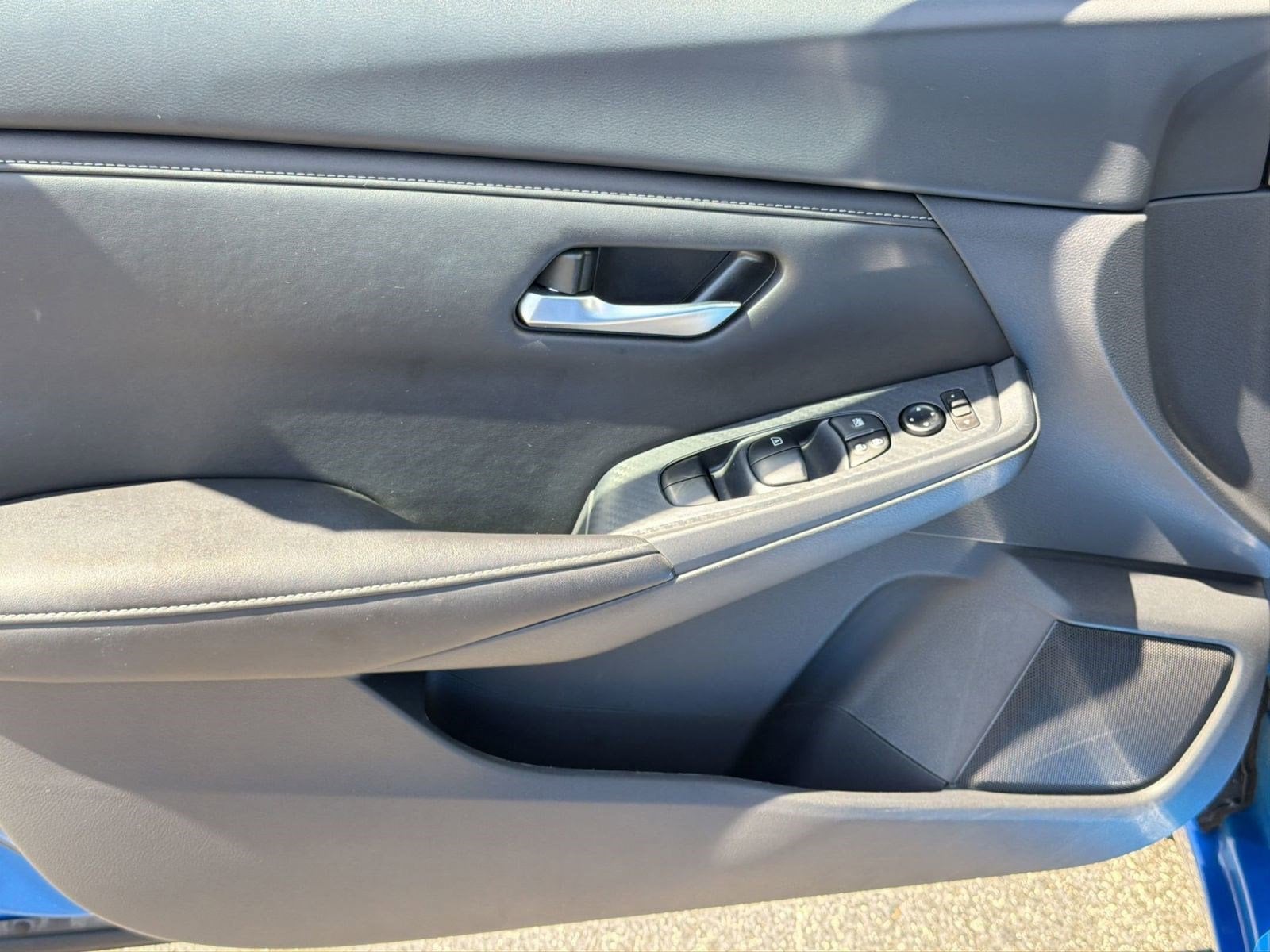 2025 Nissan Sentra SV - Photo 12