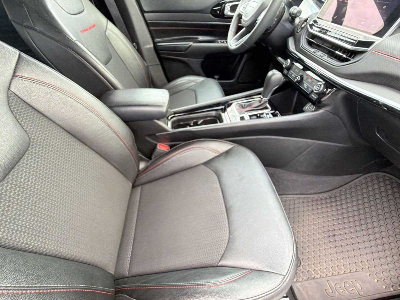 2025 Jeep Compass Trailhawk - Photo 32