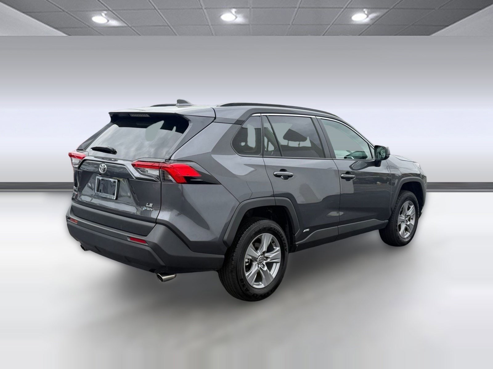 2025 Toyota RAV4 LE - Photo 9