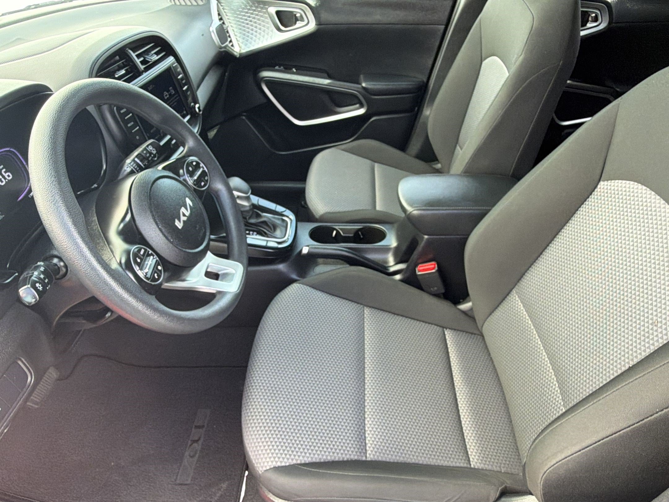 Soul LX (LX FWD) Hatchback