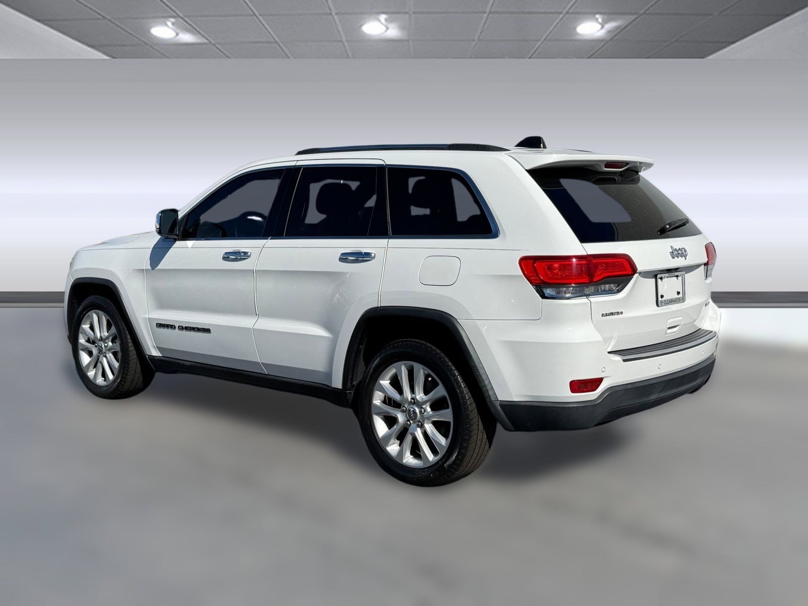2017 Jeep Grand Cherokee Limited photo 2