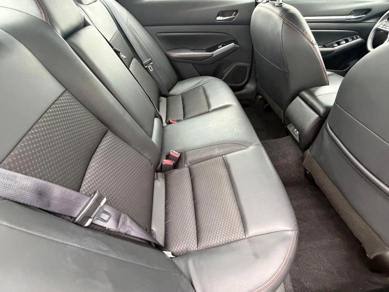 2025 Nissan Altima SR - Photo 32