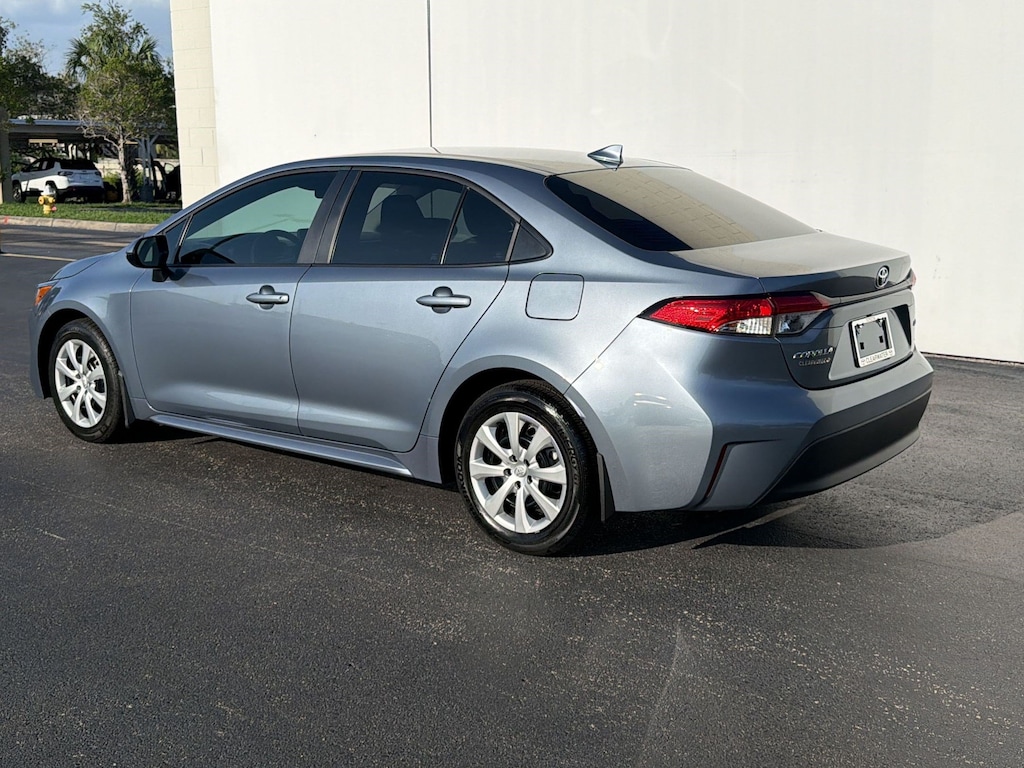 Certified 2025 Toyota Corolla Corolla LE (LE CVT (Natl)) Sedan