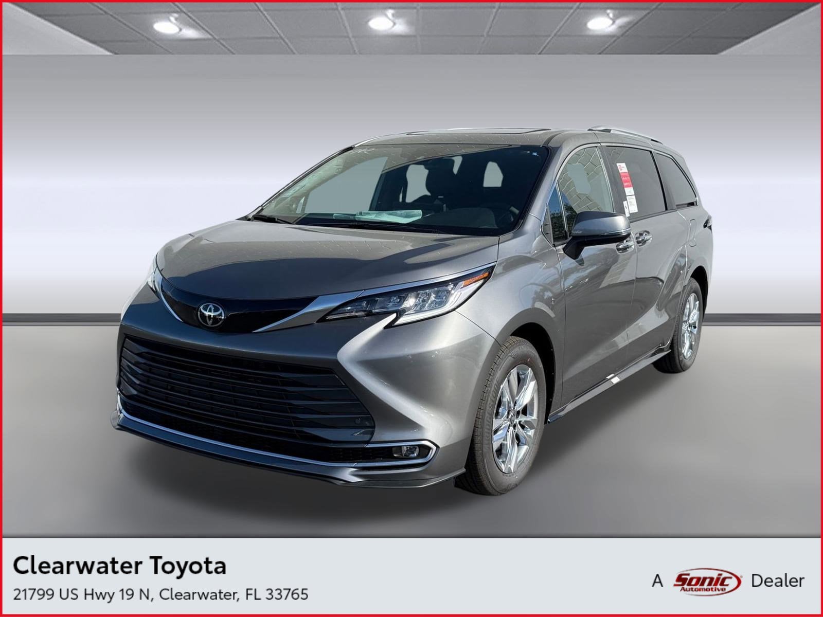 2026 Toyota Sienna Limited's photo