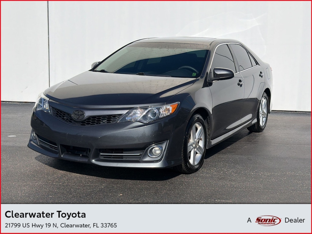 Used 2013 Toyota Camry Camry SE (4dr Sdn I4 Auto SE (Natl)) Sedan