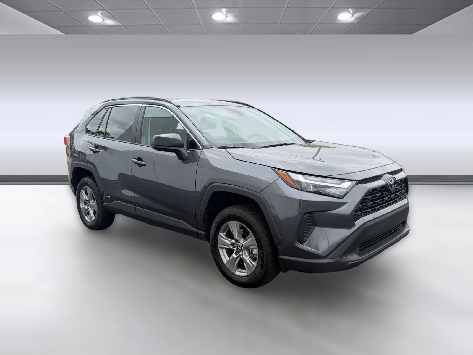 2025 Toyota RAV4 LE - Photo 7