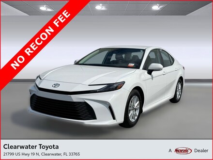 2025 Toyota Camry LE (LE (Natl)) Sedan