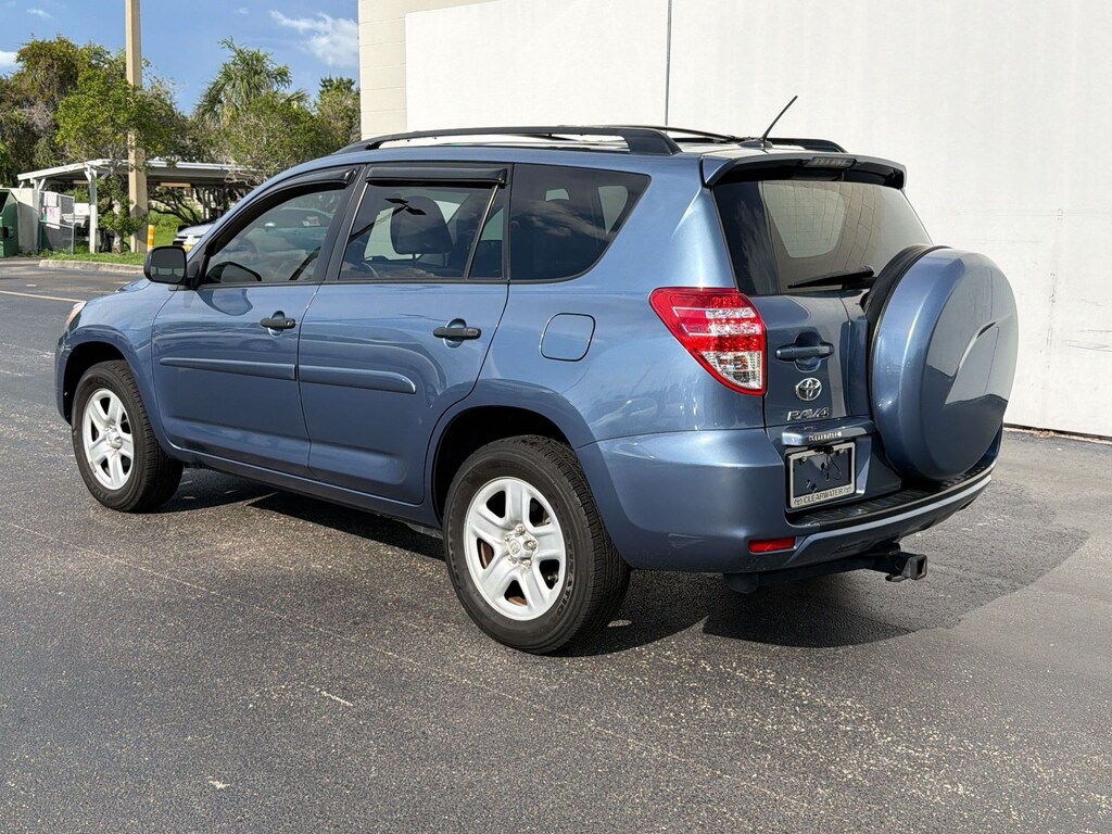 Used 2011 Toyota RAV4 RAV4 (FWD 4dr 4-cyl 4-Spd AT (Natl)) SUV