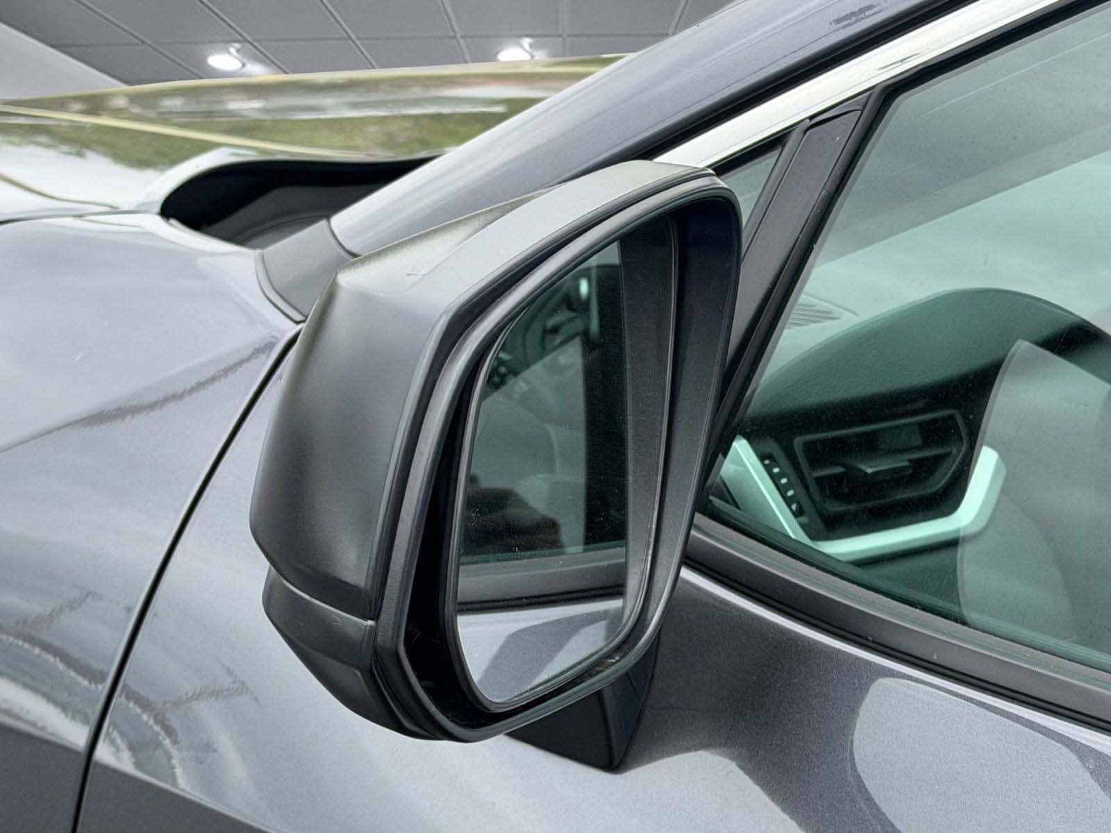 2025 Toyota RAV4 LE - Photo 23