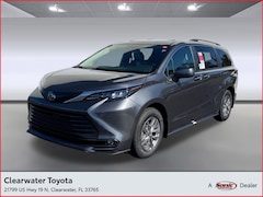 2025 Toyota Sienna XLE 8 PASSENGER