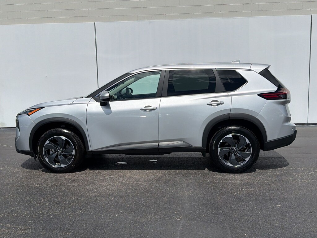 Used 2025 Nissan Rogue SV (AWD SV) SUV