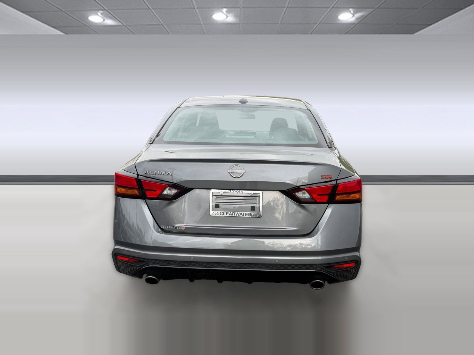 2025 Nissan Altima SR - Photo 10