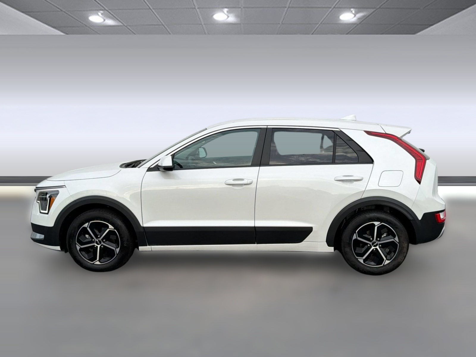 Niro Niro LX (LX FWD) SUV