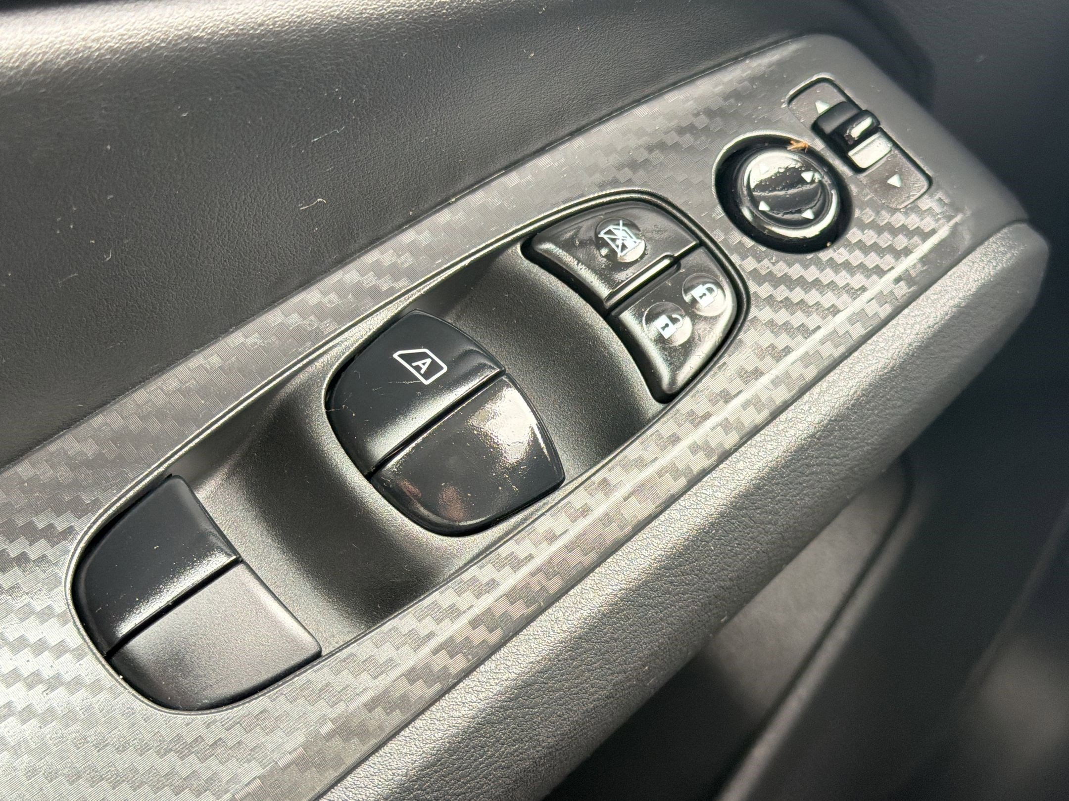 2025 Nissan Altima SV - Photo 26