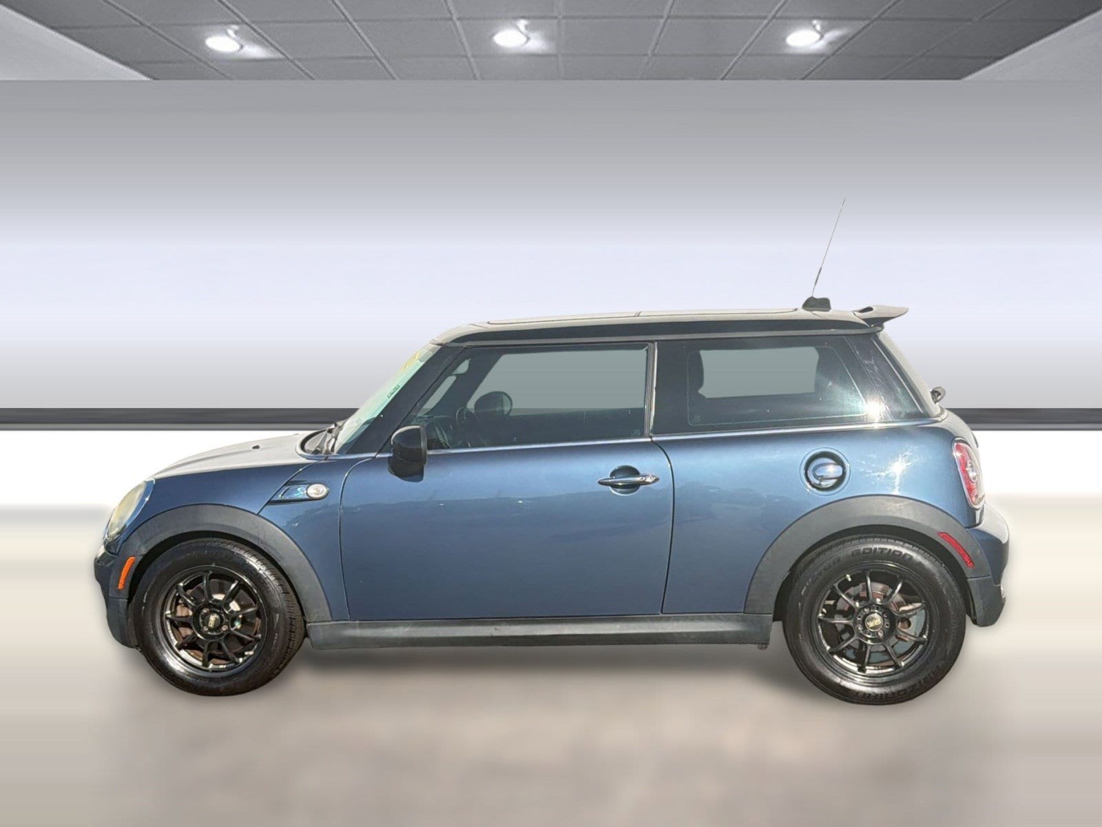 Used 2010 MINI Cooper S with VIN WMWMF7C54ATZ71788 for sale in Clearwater, FL