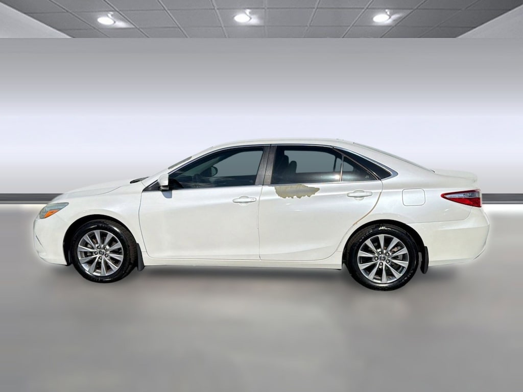 Used 2015 Toyota Camry XSE (4dr Sdn I4 Auto XSE (Natl)) Sedan