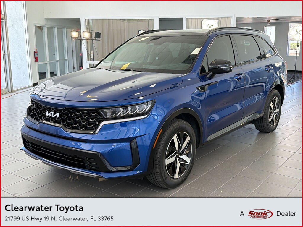 Used 2023 Kia Sorento S (S FWD) SUV