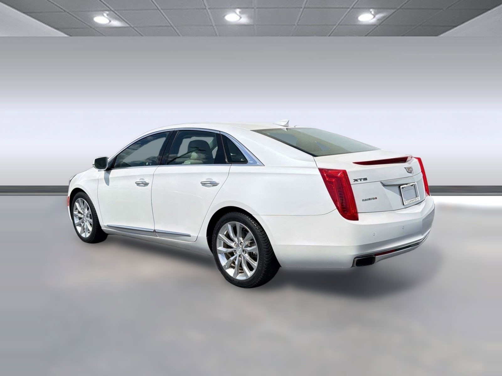 XTS Luxury Collection (4dr Sdn Luxury Collection FWD) Sedan