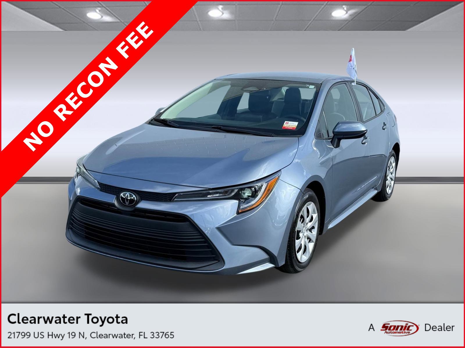 2024 Toyota Corolla LE's photo