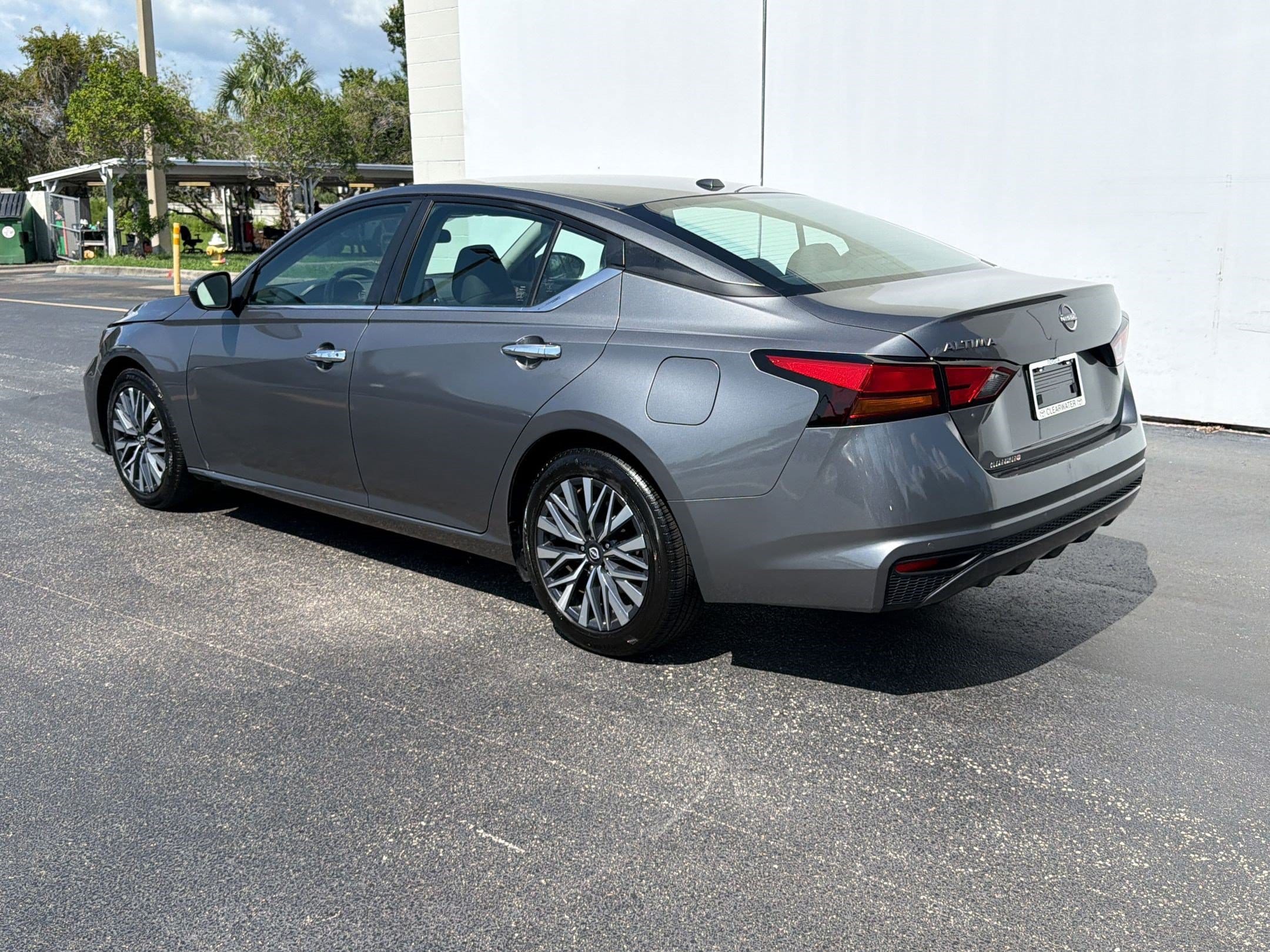 2025 Nissan Altima SV - Photo 3