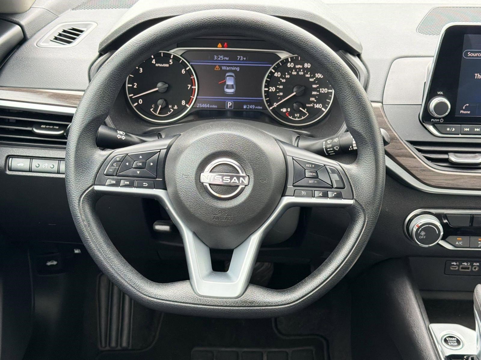 2025 Nissan Altima SV - Photo 15