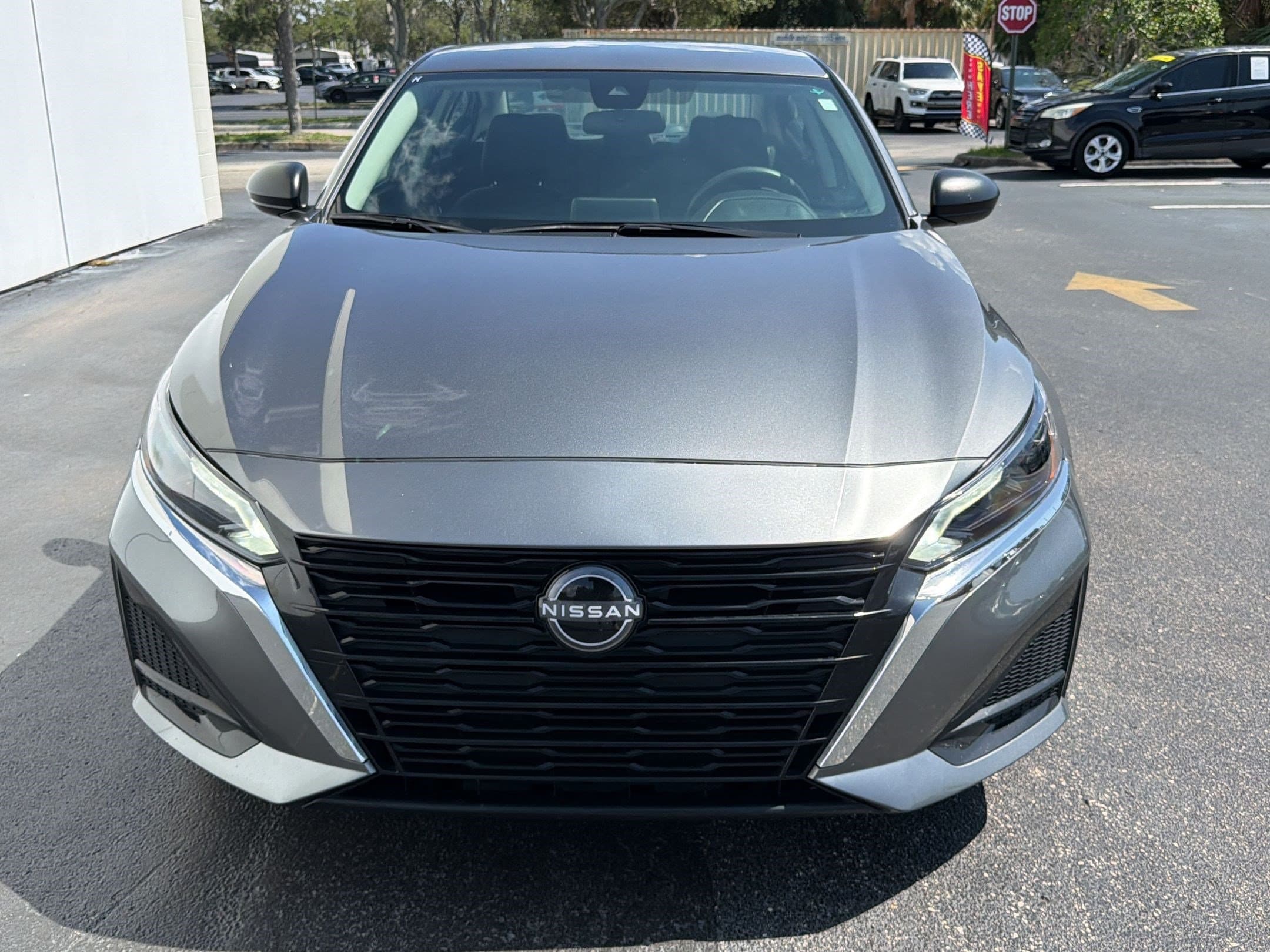 2025 Nissan Altima SV - Photo 6