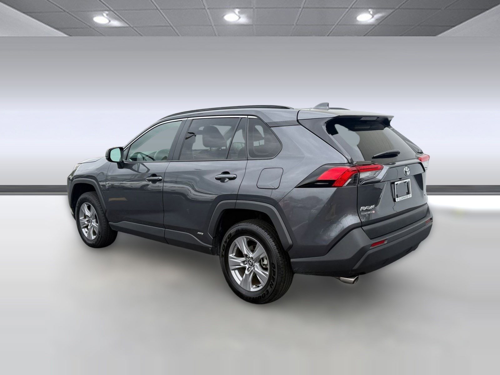 2025 Toyota RAV4 LE - Photo 3