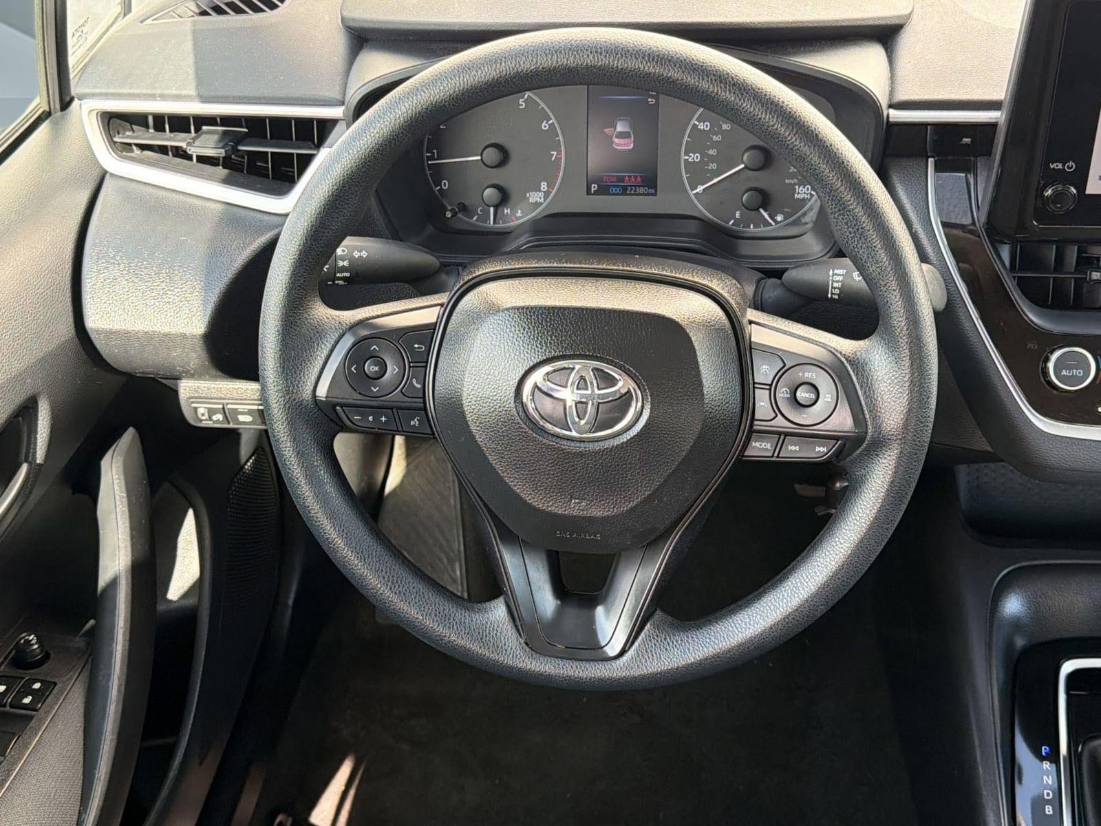 2025 Toyota Corolla LE - Photo 16