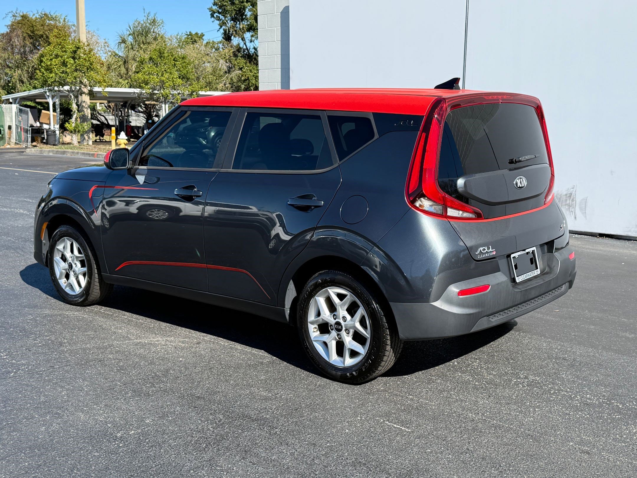2020 Kia Soul S photo 3