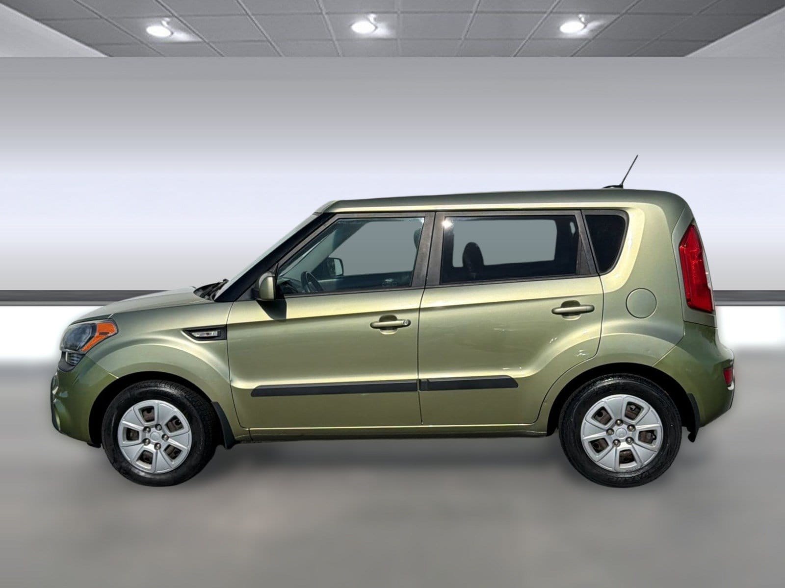 Used 2012 Kia Soul Base with VIN KNDJT2A51C7401943 for sale in Clearwater, FL