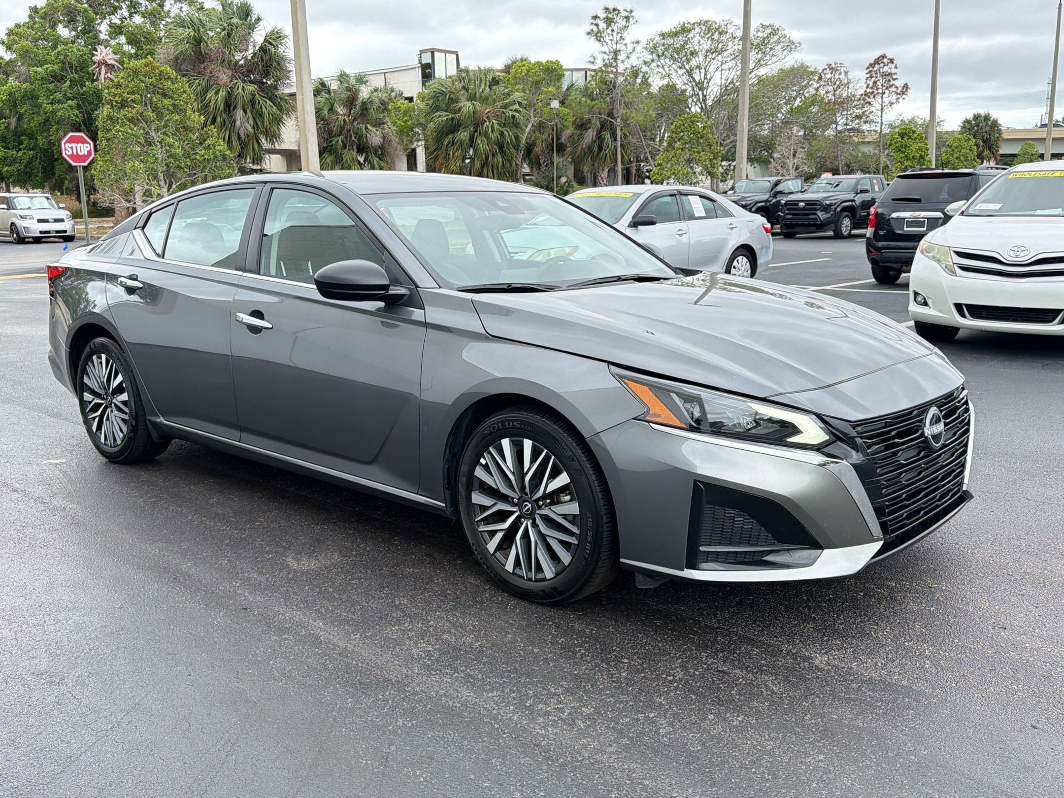 2025 Nissan Altima SV - Photo 7
