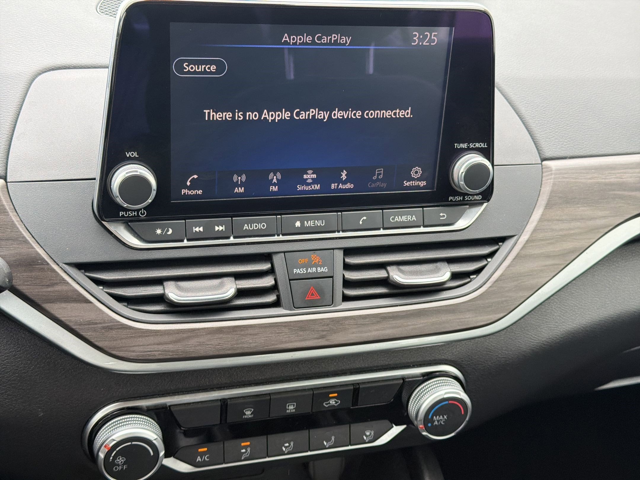 2025 Nissan Altima SV - Photo 24