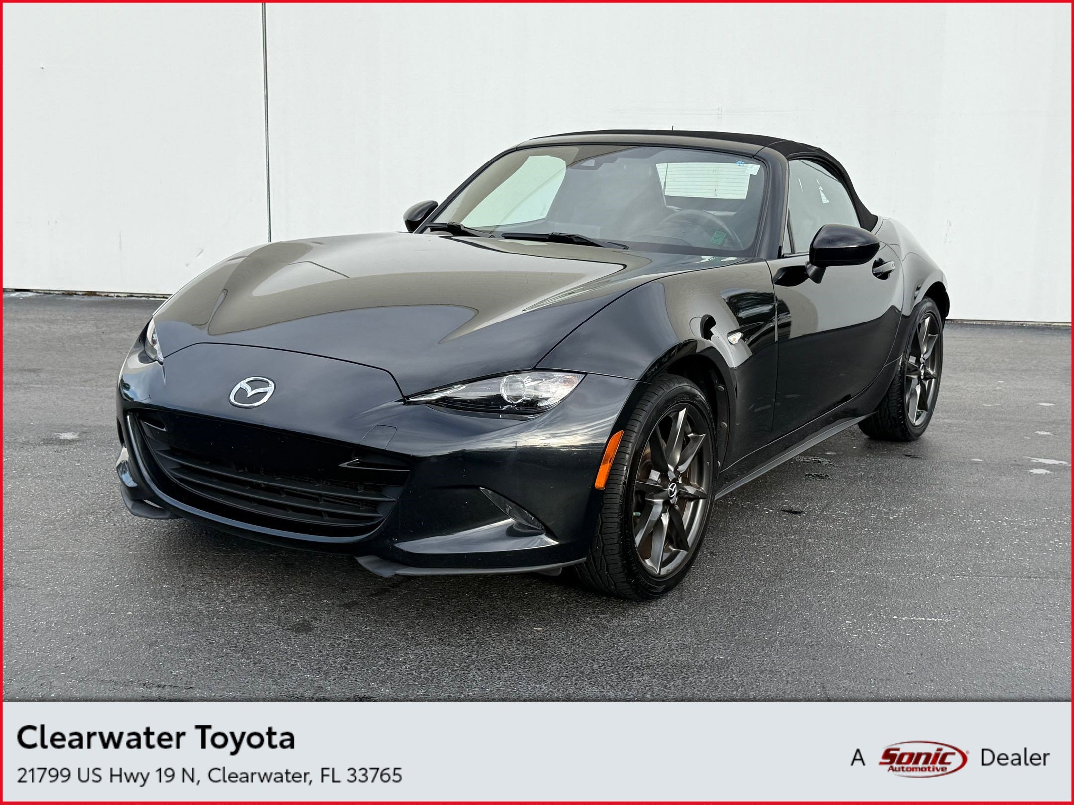 2021 Mazda MX-5 Miata Sport's photo