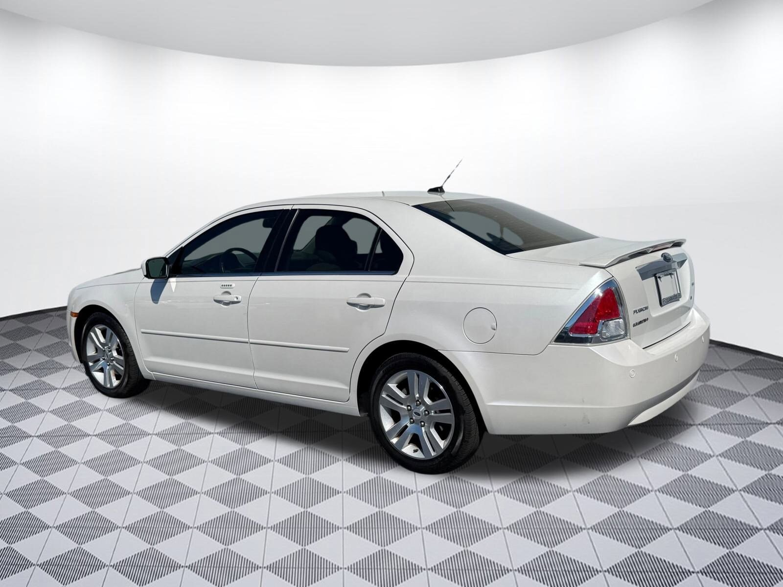 2009 Ford Fusion SEL photo 3