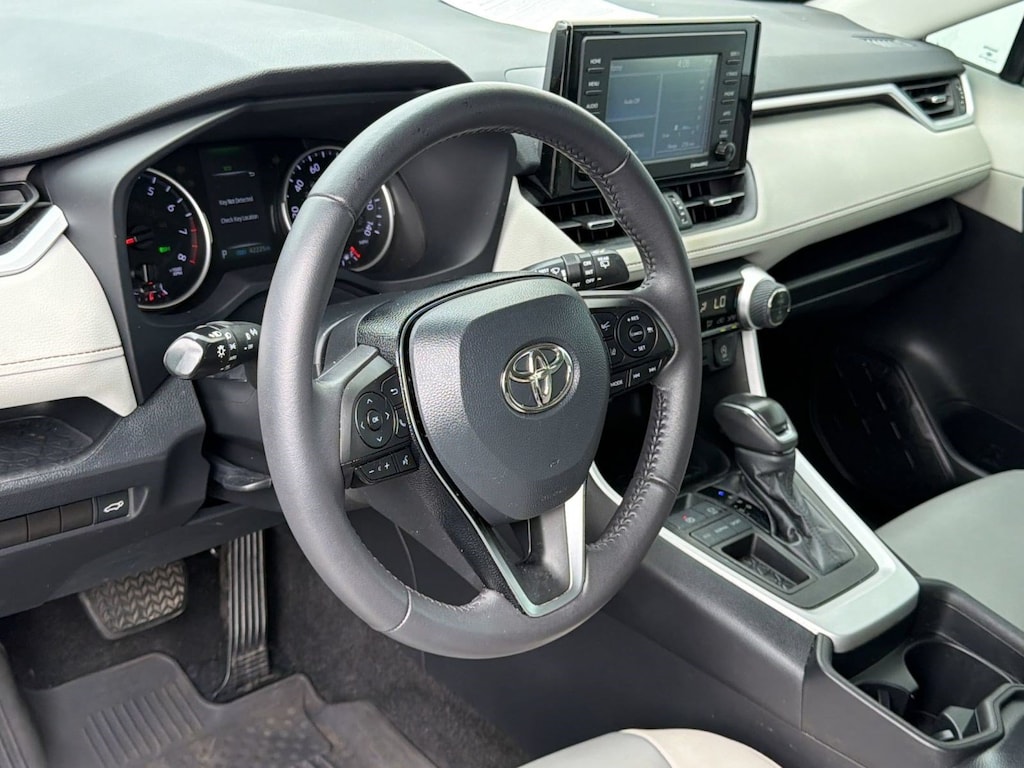 Used 2021 Toyota RAV4 XLE Premium (XLE Premium FWD (Natl)) SUV