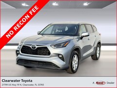 Used 2025 Toyota Highlander LE (LE FWD (Natl)) SUV for sale in Fort Myers