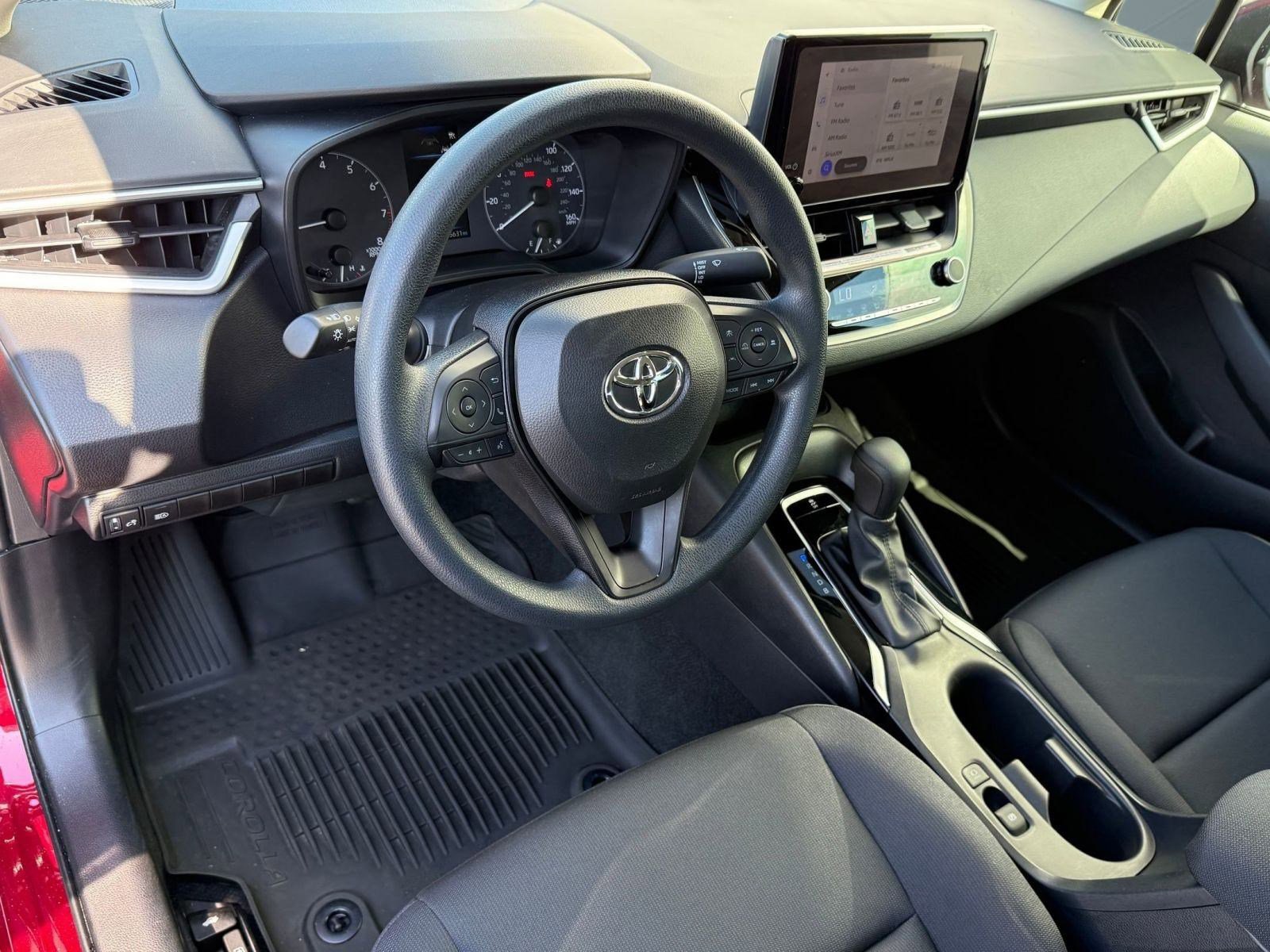 2024 Toyota Corolla LE photo 4