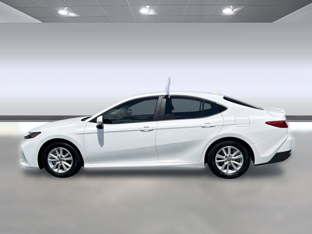 Used 2025 Toyota Camry LE (LE (Natl)) Sedan