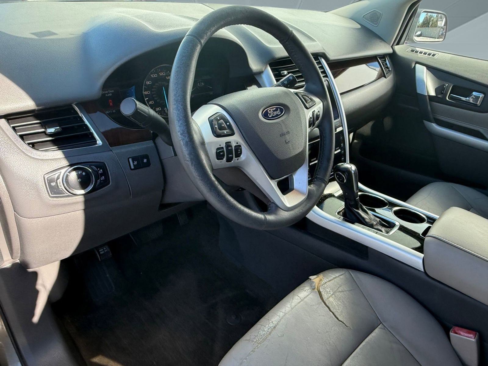 2014 Ford Edge Limited photo 4