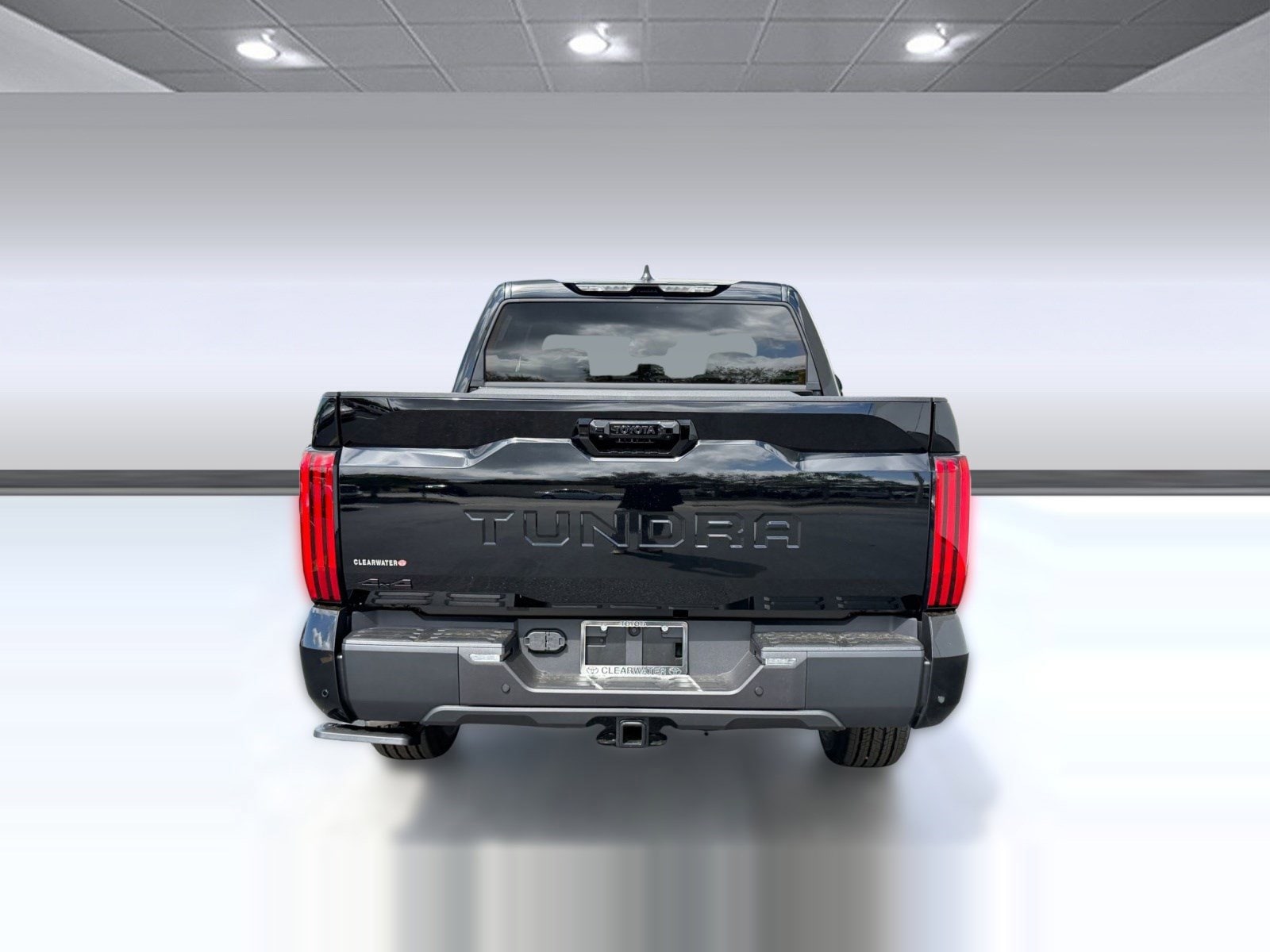 2026 Toyota Tundra Limited - Photo 10