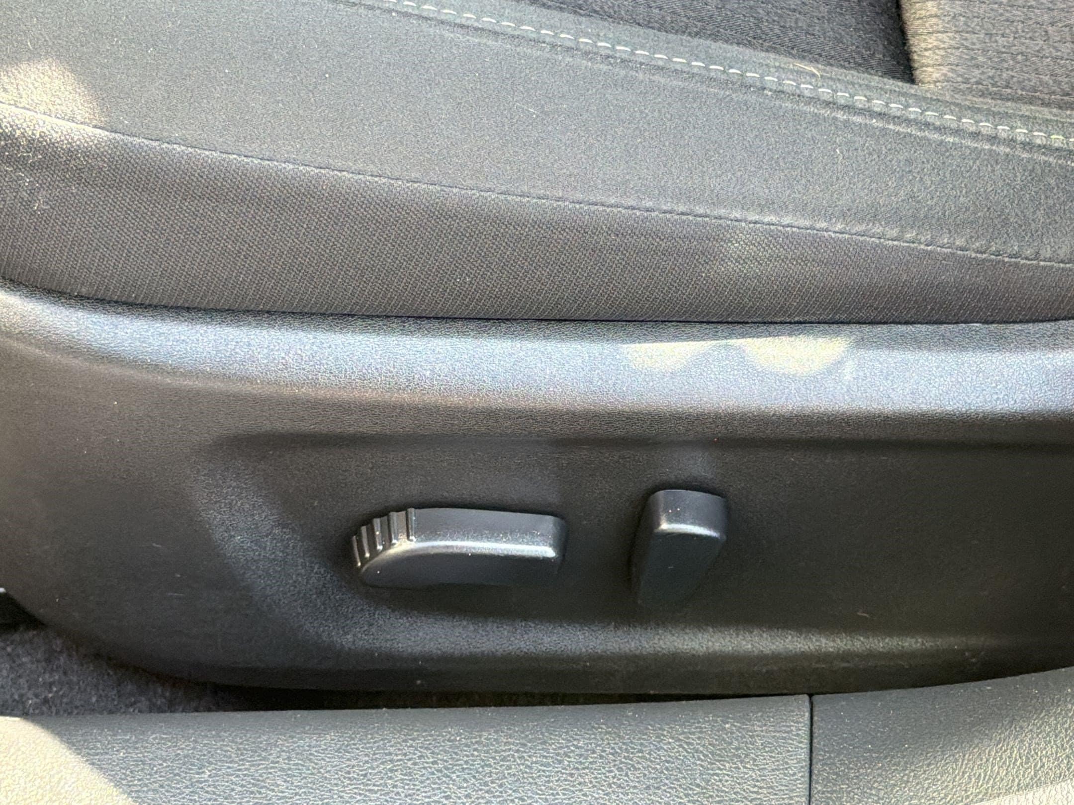 2025 Nissan Altima SV - Photo 15