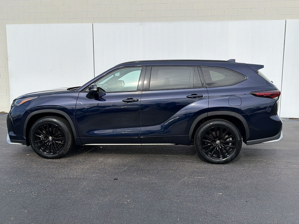 Used 2025 Toyota Highlander XSE (XSE AWD (Natl)) SUV