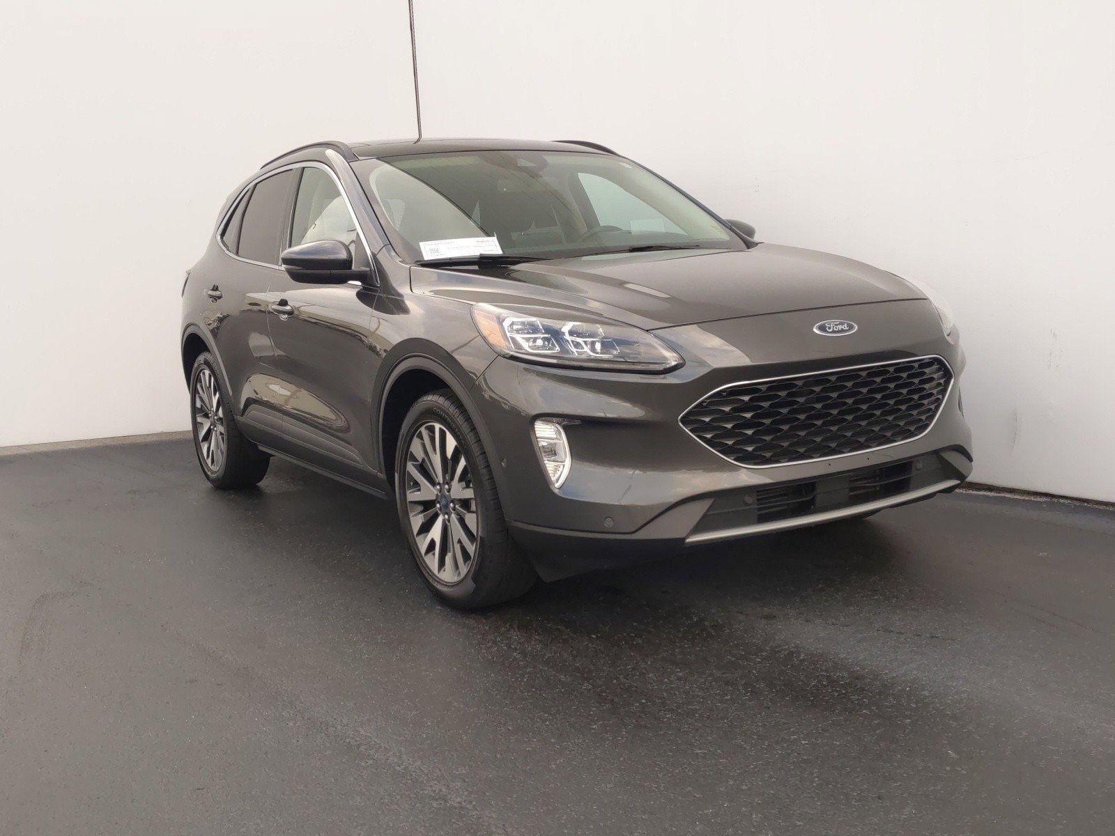 Used 2020 Ford Escape Titanium with VIN 1FMCU9J92LUA25395 for sale in Clearwater, FL