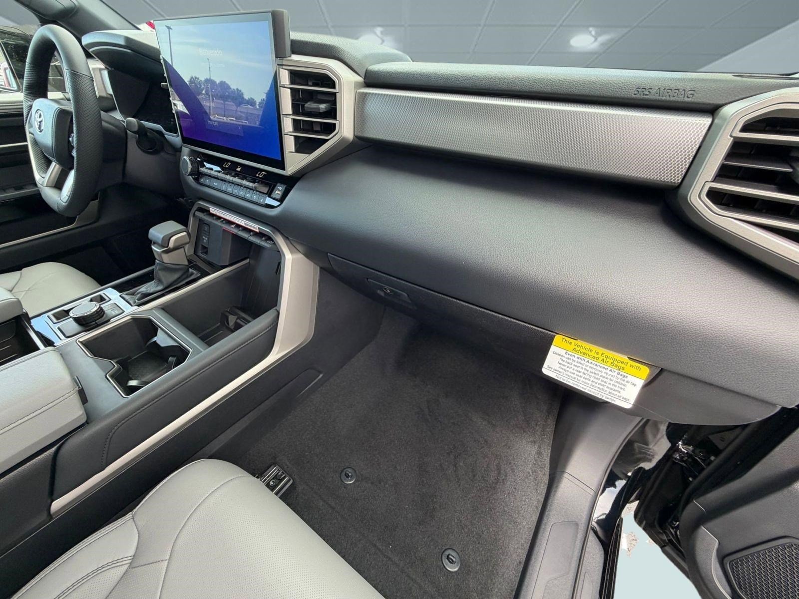 2026 Toyota Tundra Limited - Photo 33