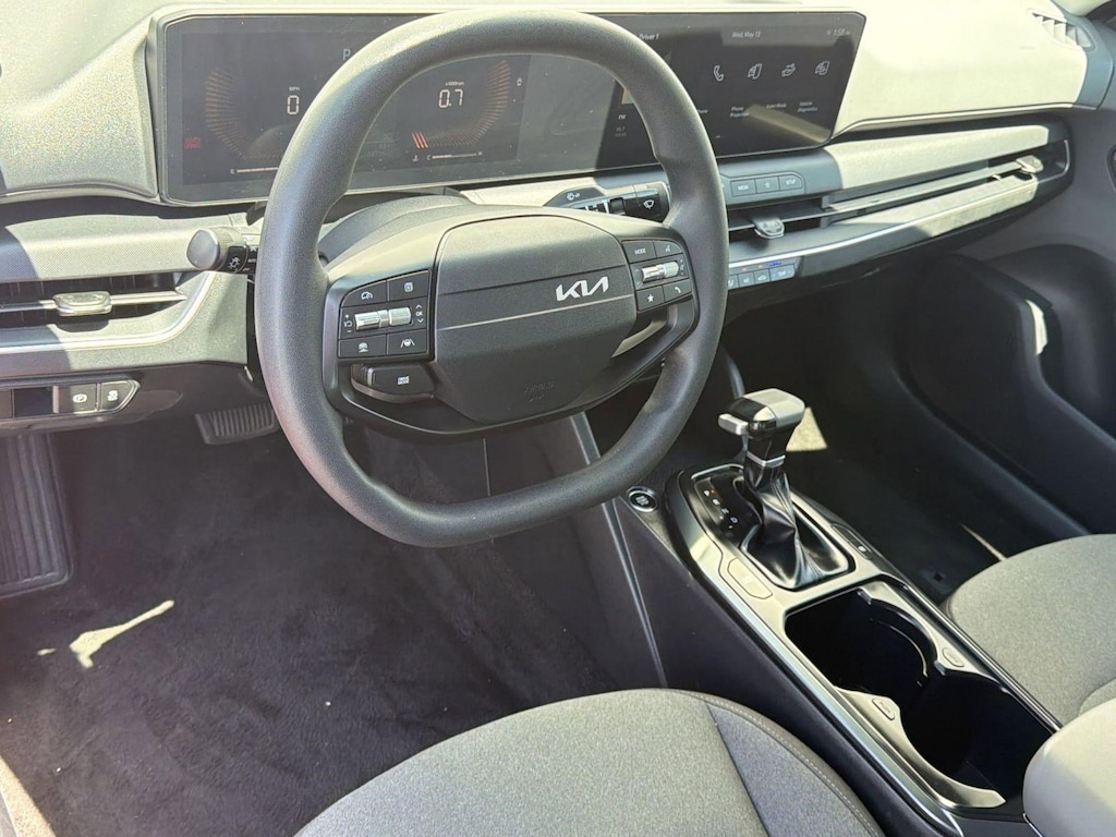 Used 2025 Kia K4 LXS (LXS FWD) Sedan