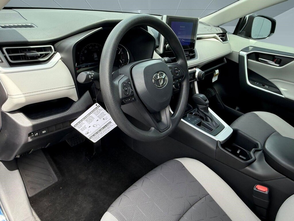 Used 2025 Toyota RAV4 XLE SUV