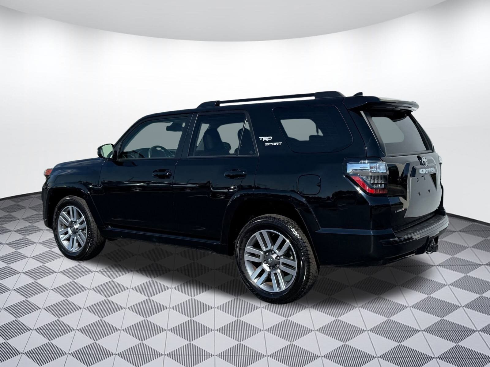 2024 Toyota 4Runner TRD Sport photo 3