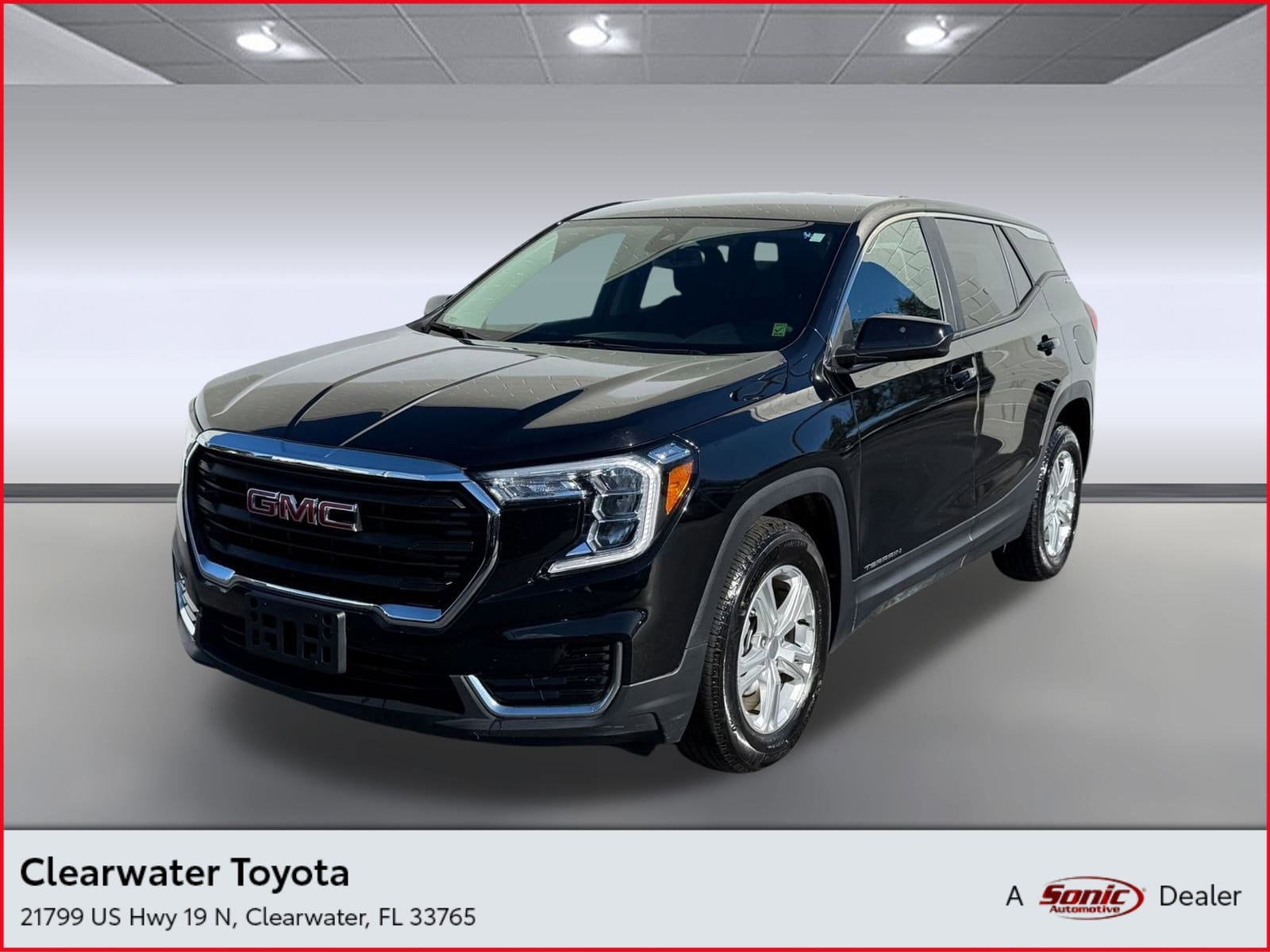 2024 GMC Terrain SLE's photo