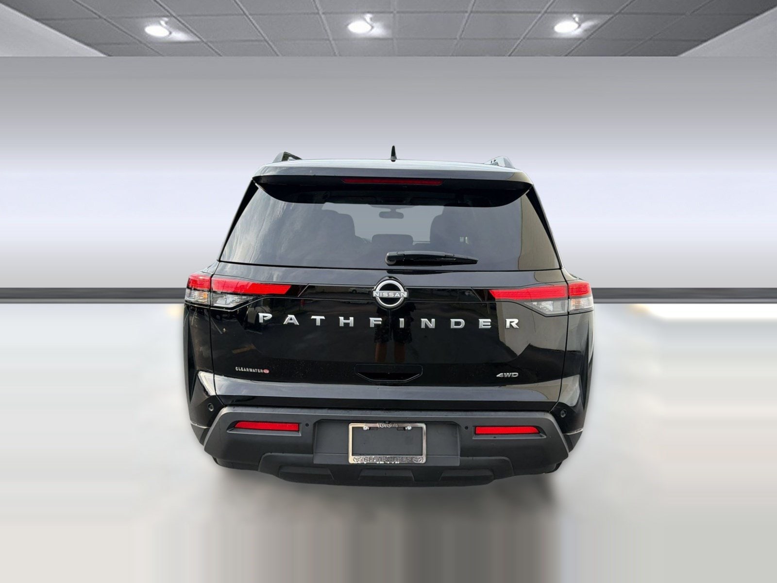 2025 Nissan Pathfinder SV - Photo 10
