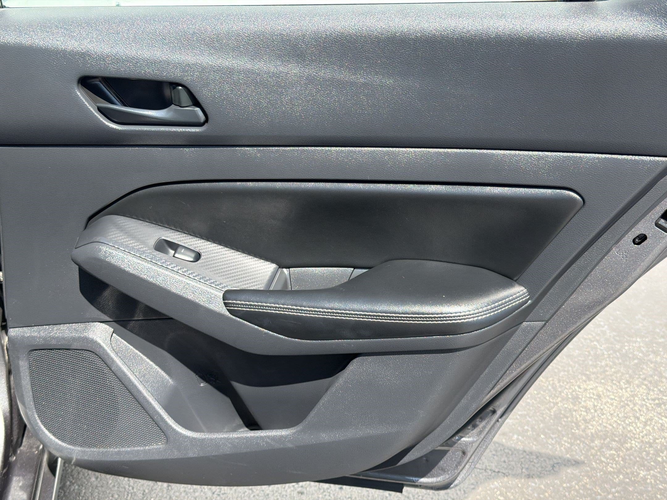 2025 Nissan Altima SV - Photo 32